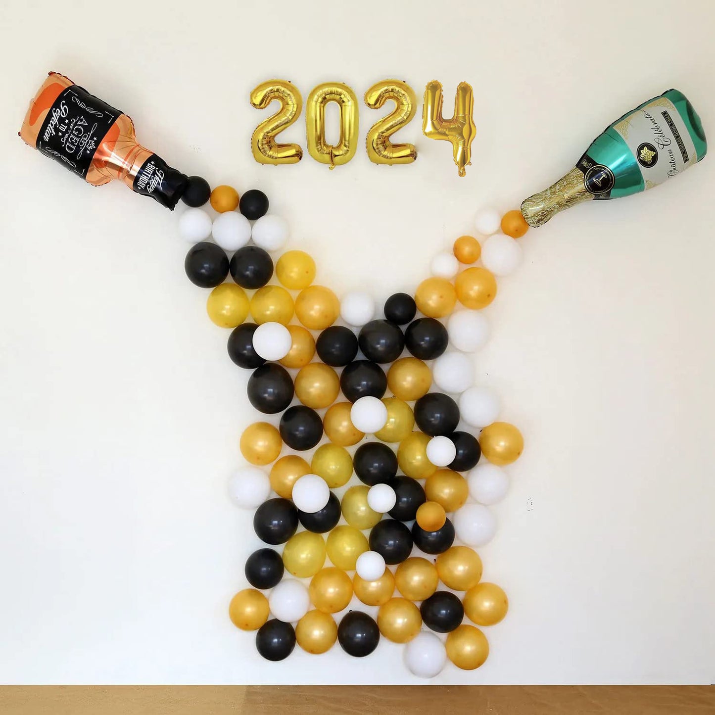 Golden Happy New Year 2024 (35 pc kit)