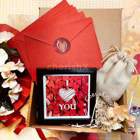 BOX SURPRISE 1 BALLON COEUR : Packs de décorations Saint-Valentin